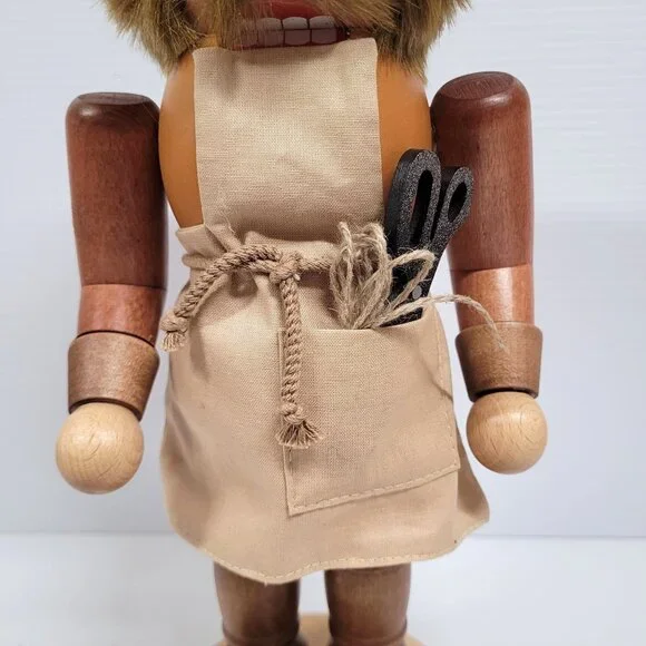 Nutcracker Holzkunst Christian Ulbricht Apron Scissors String 15'' Germany